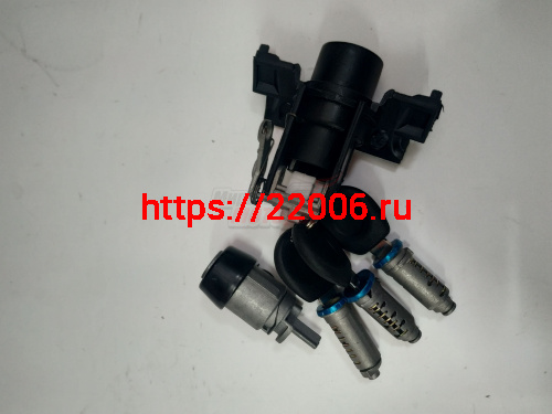 Комплект ключей и личинок Amulet (A11-8CB6105H4) Комплект ключей и личинок Amulet (A11-8CB6105H4)